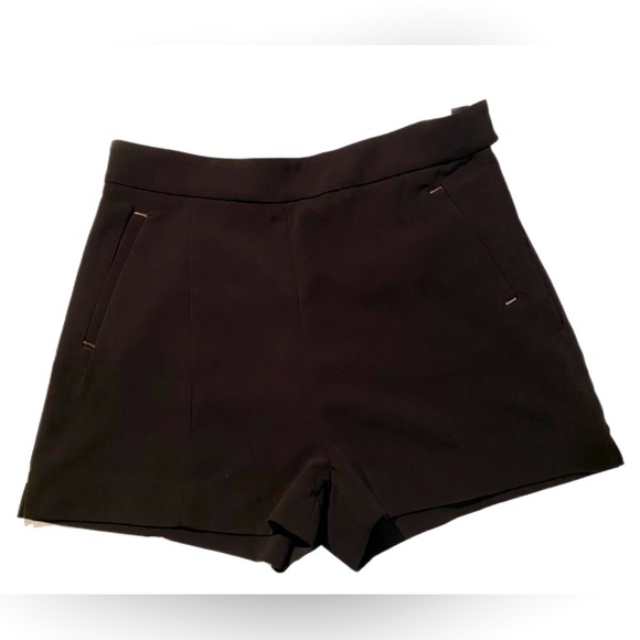 H&M high waist high rise dressy shorts, black, size 8 - Picture 1 of 4